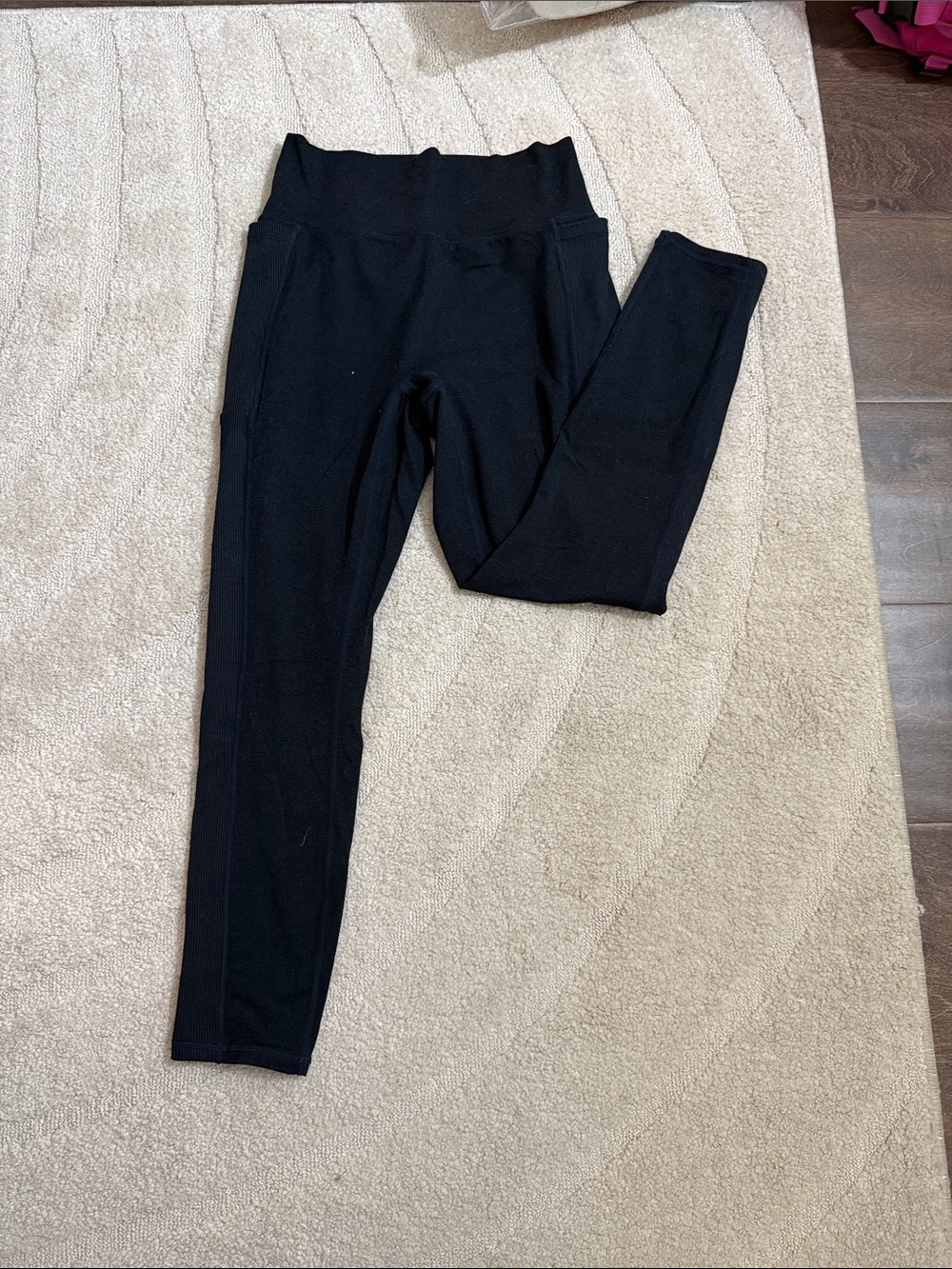 P’tula BarePro ribbed pocket legging - size L